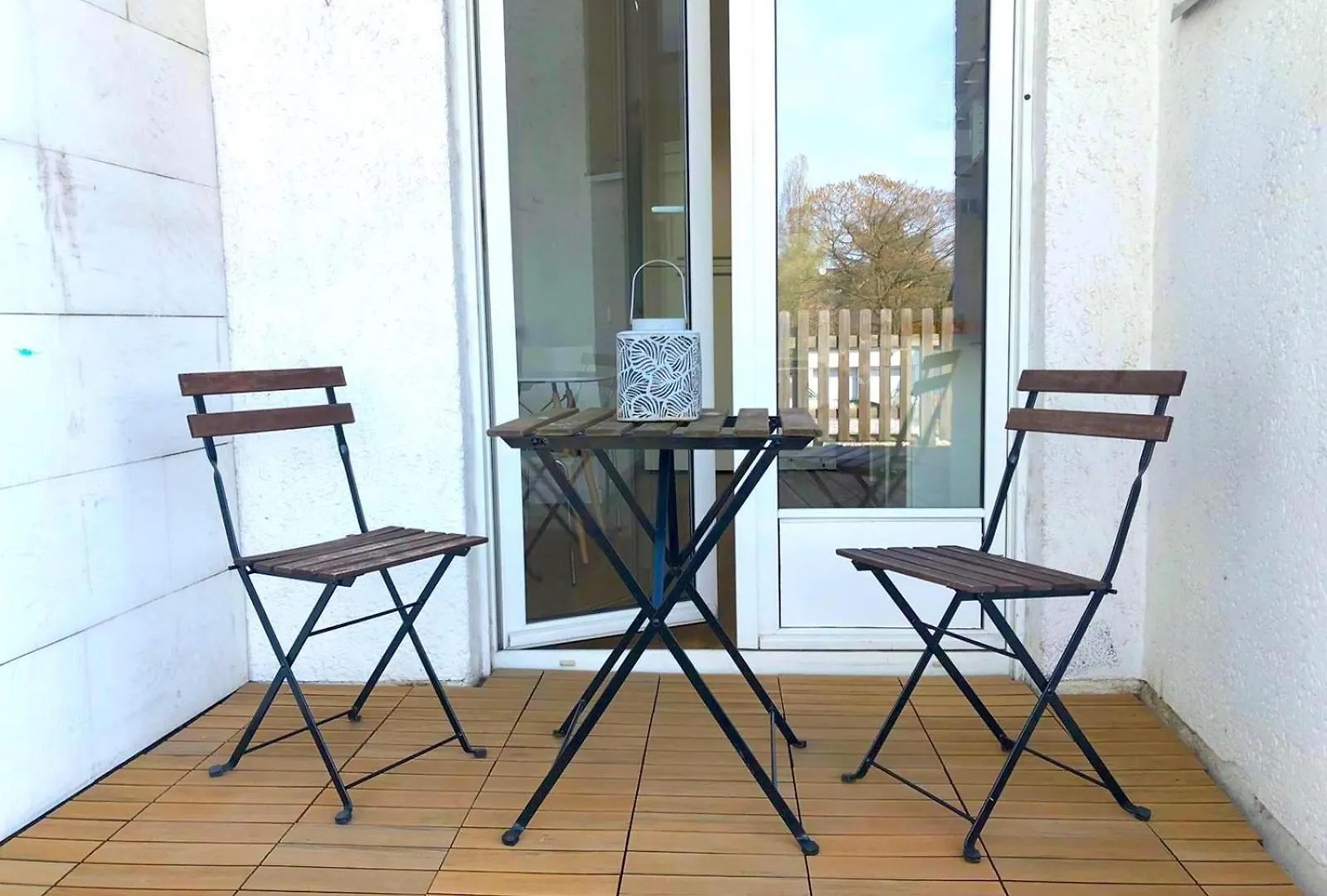 Gemuetliches Apartment Mit 2 Schlaf- Und 2 Badezimmern Plus Balkon Kolín nad Rýnem 0*,